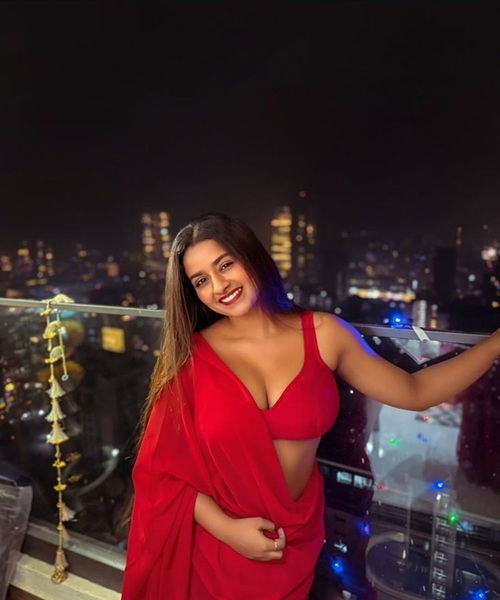 threesome sex Service